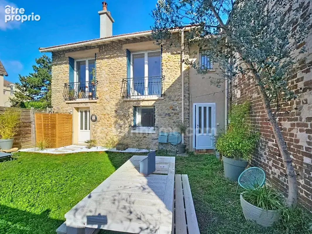 Maison à CARRIERES-SOUS-POISSY