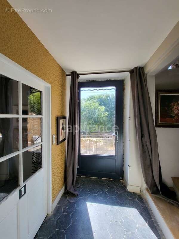 POUZILHAC (30) Maison de village à vendre 9 pièces avec petite piscine, jardin - photo 21
