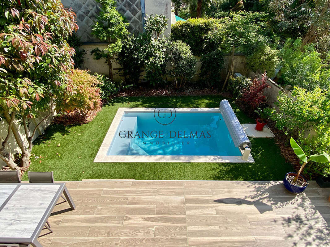 Maison à LE BOUSCAT