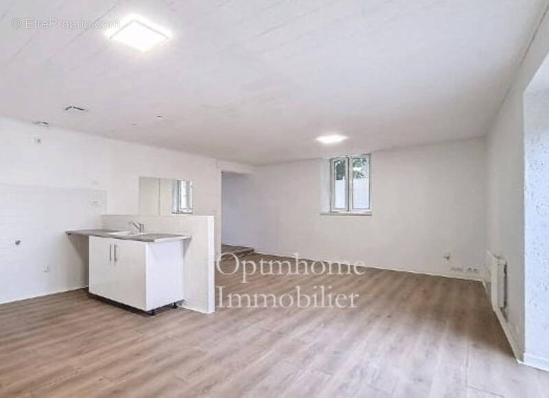 Maison à LA SAUVETAT-DE-SAVERES