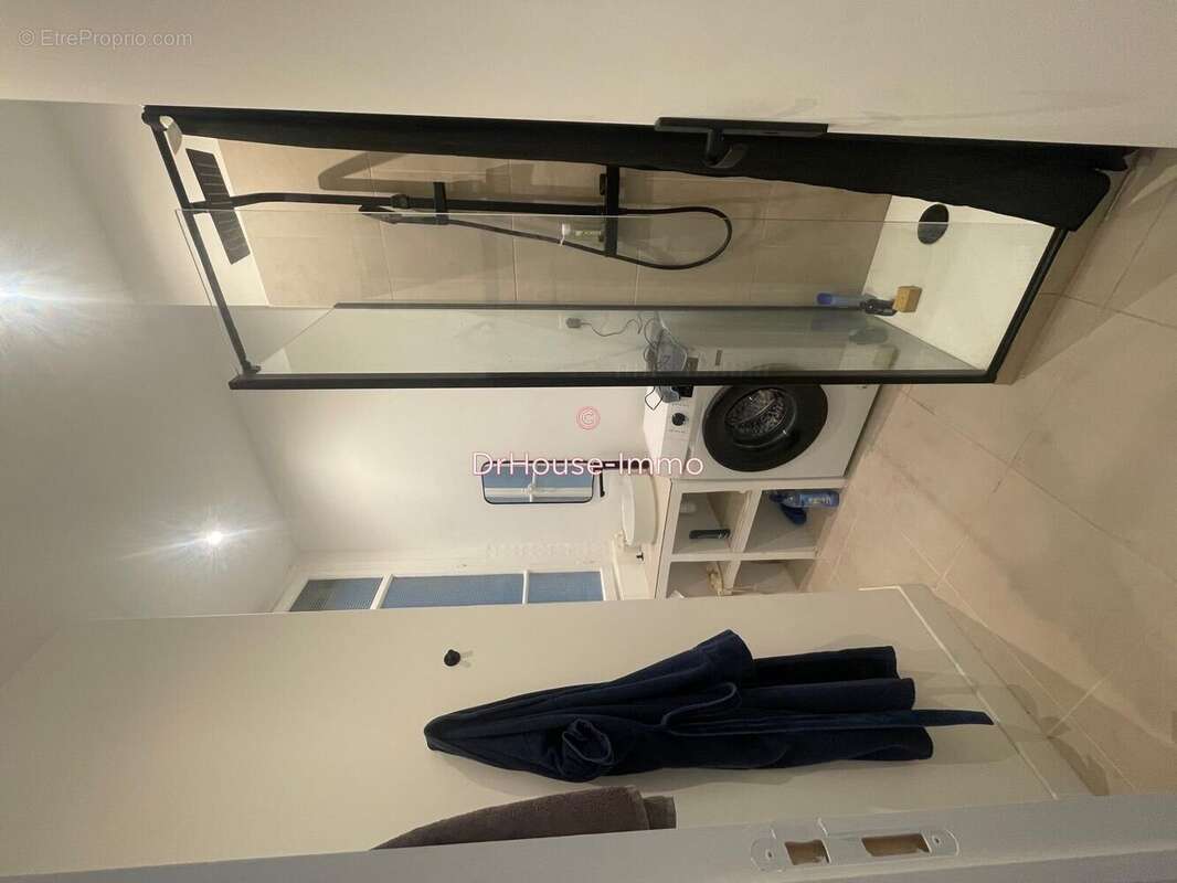 Appartement à MARSEILLE-5E