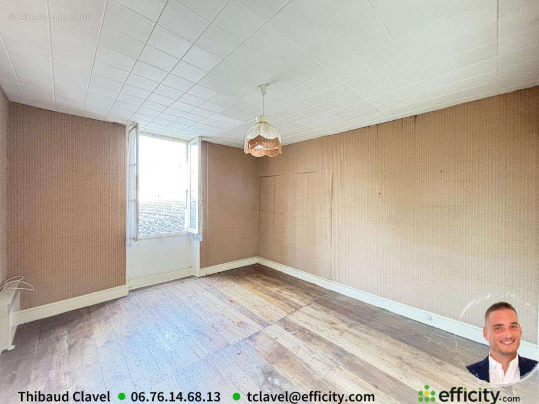 Appartement à CHASSENEUIL-SUR-BONNIEURE
