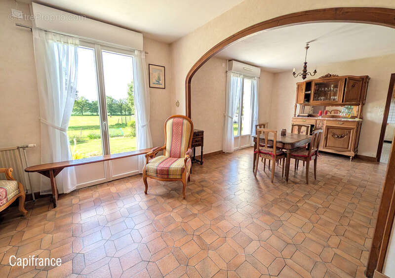 Maison à vendre 6 pièces LES FOUGERETS (56) - 1 hectare de terrain - campagne - chevaux - calme - proche La Gacilly et Redon - photo 8