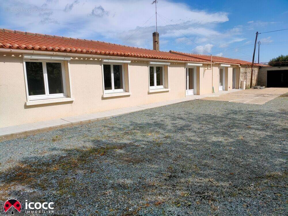 Maison à MOREILLES