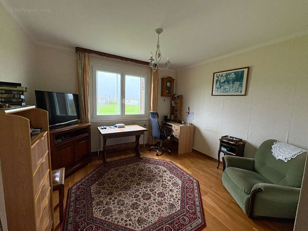 Maison à COLOMBIER-FONTAINE