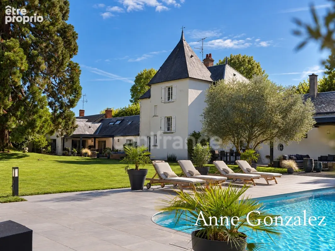 Photo Maison à Saint-Jean-Le-Blanc au prix de 1 239 000€
