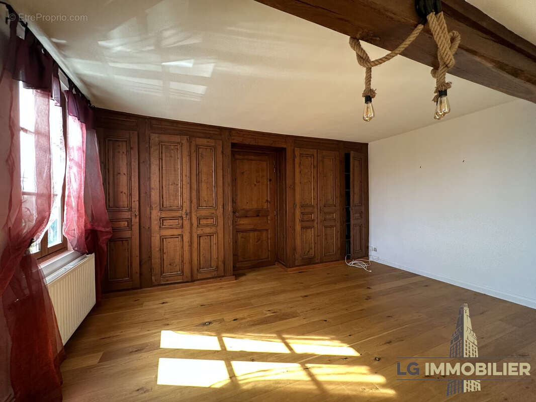 Maison à SAINT-SAUFLIEU