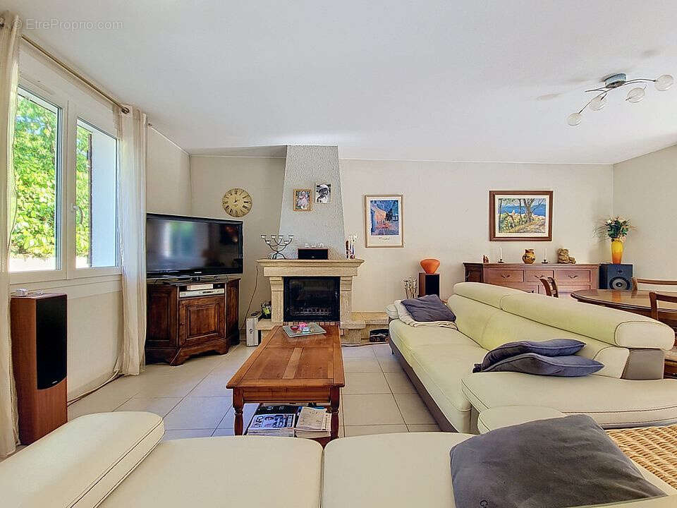 Maison Familiale 112m2-5 Chambres-Terrain 1449m2 - photo 6