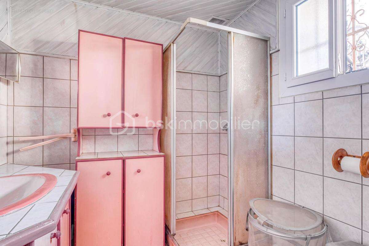 Maison de ville rénovée avec cour privative - photo 5
