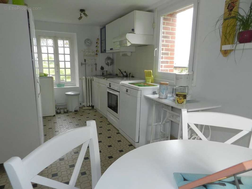 Maison à SAINT-PIERRE-SUR-DIVES