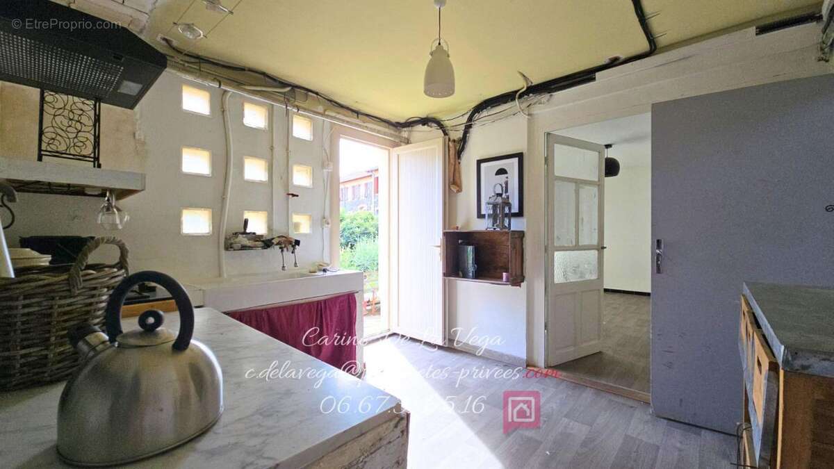 Maison à SAINT-THIBERY