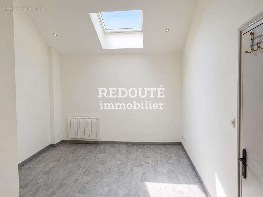 A vendre - fagnieres - immeuble avec bar tabac - t5 et t2 - photo 7