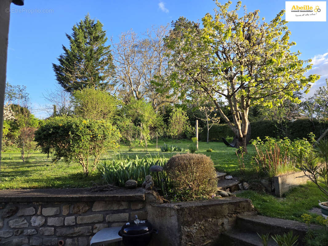 Maison à SAINT-CHERON