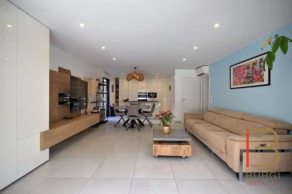 Appartement à SAINT-RAPHAEL