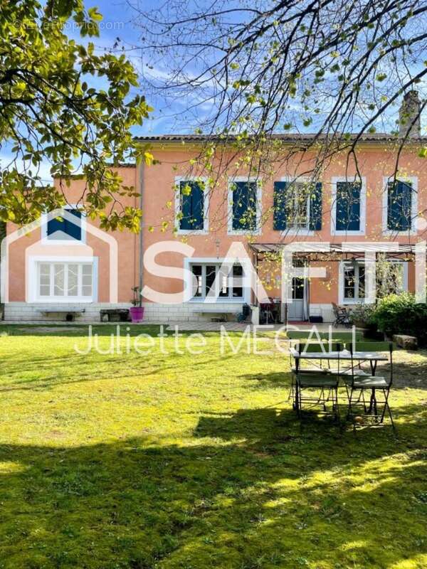 Photo 2 - Maison à CASTILLON-LA-BATAILLE