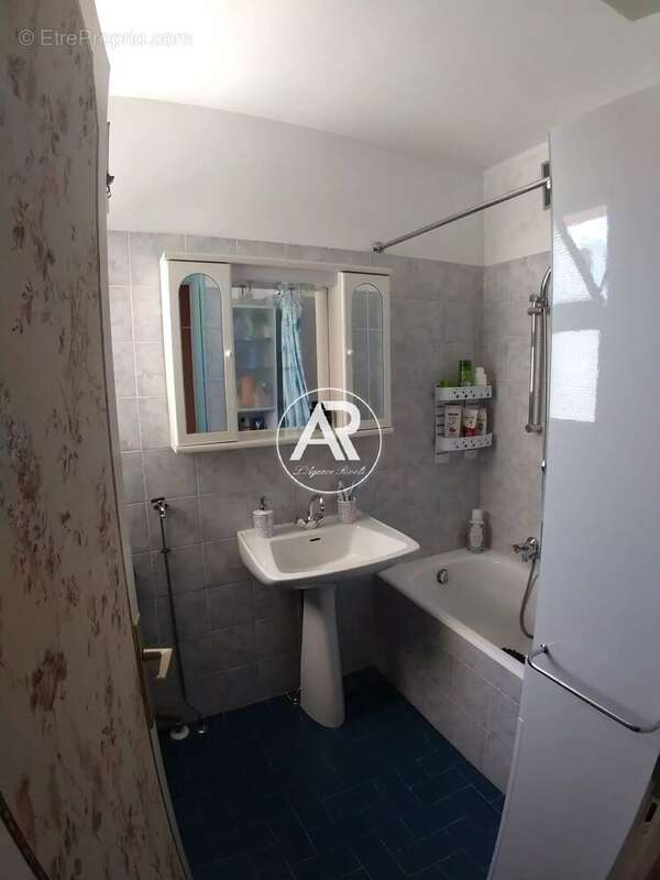 Appartement à ROQUEBRUNE-CAP-MARTIN