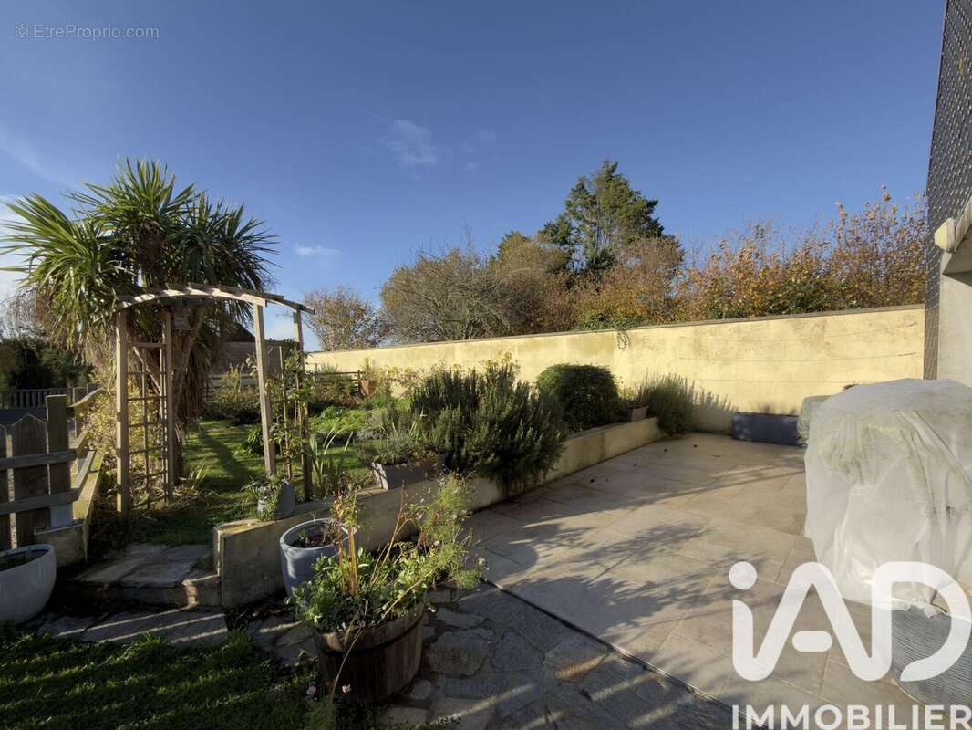 Photo 2 - Maison à ANNOVILLE