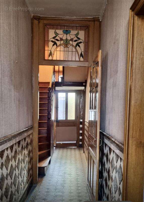 Maison 171 m² à Caudry  - photo 2
