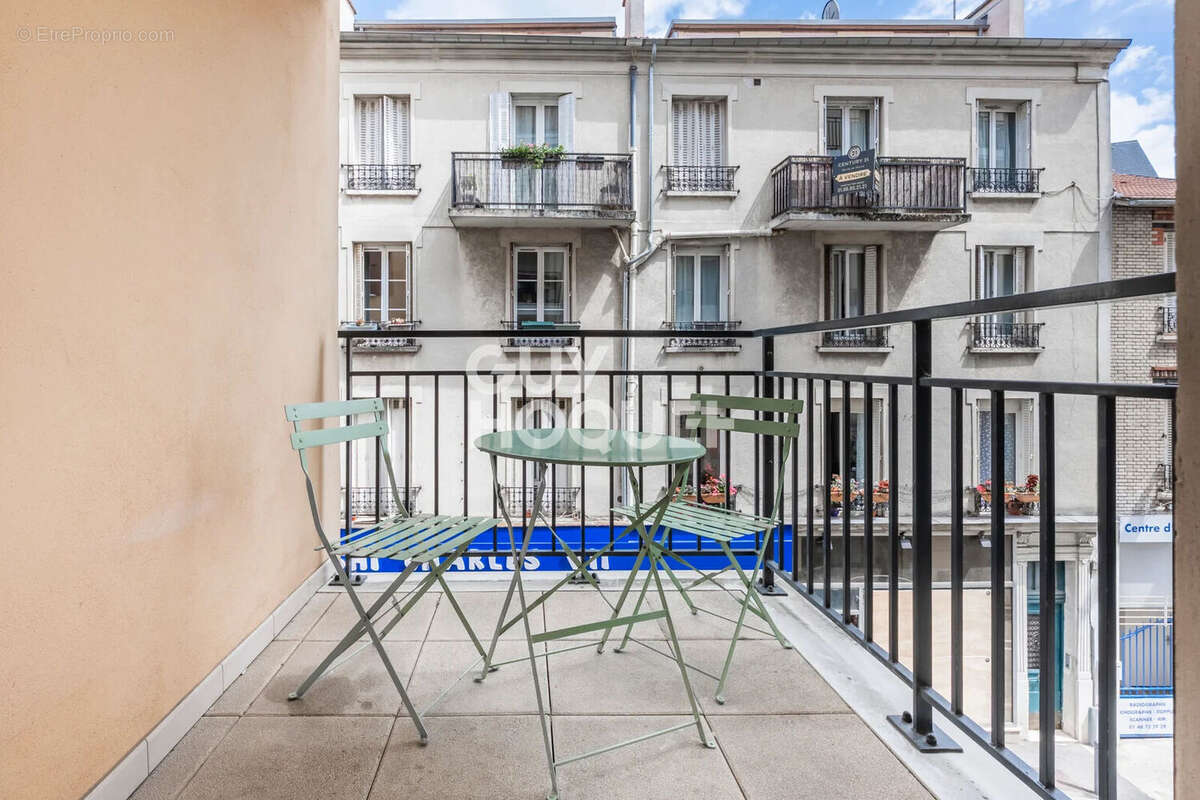 Appartement à NOGENT-SUR-MARNE