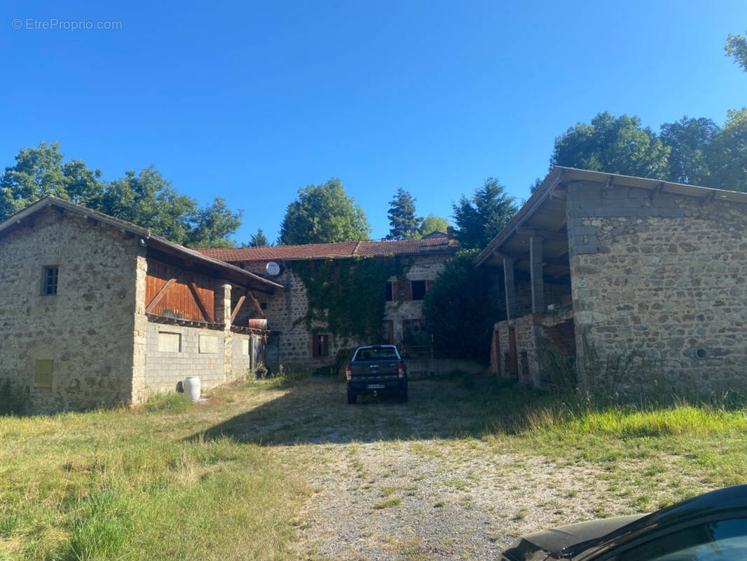 Maison à USSON-EN-FOREZ