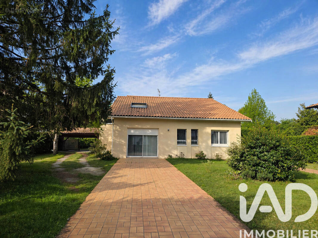 Photo 1 - Maison à PESSAC