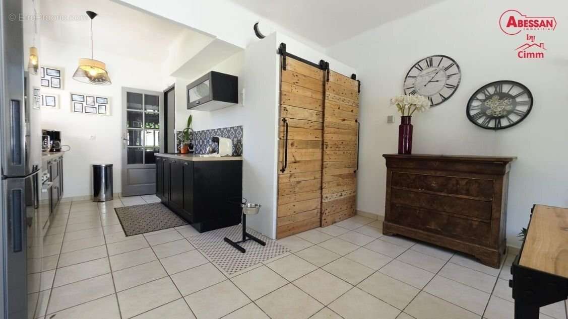 Maison 98 m² à Ales  - photo 9