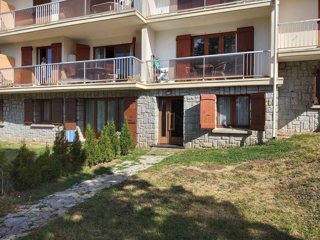 Appartement à FONT-ROMEU-ODEILLO-VIA