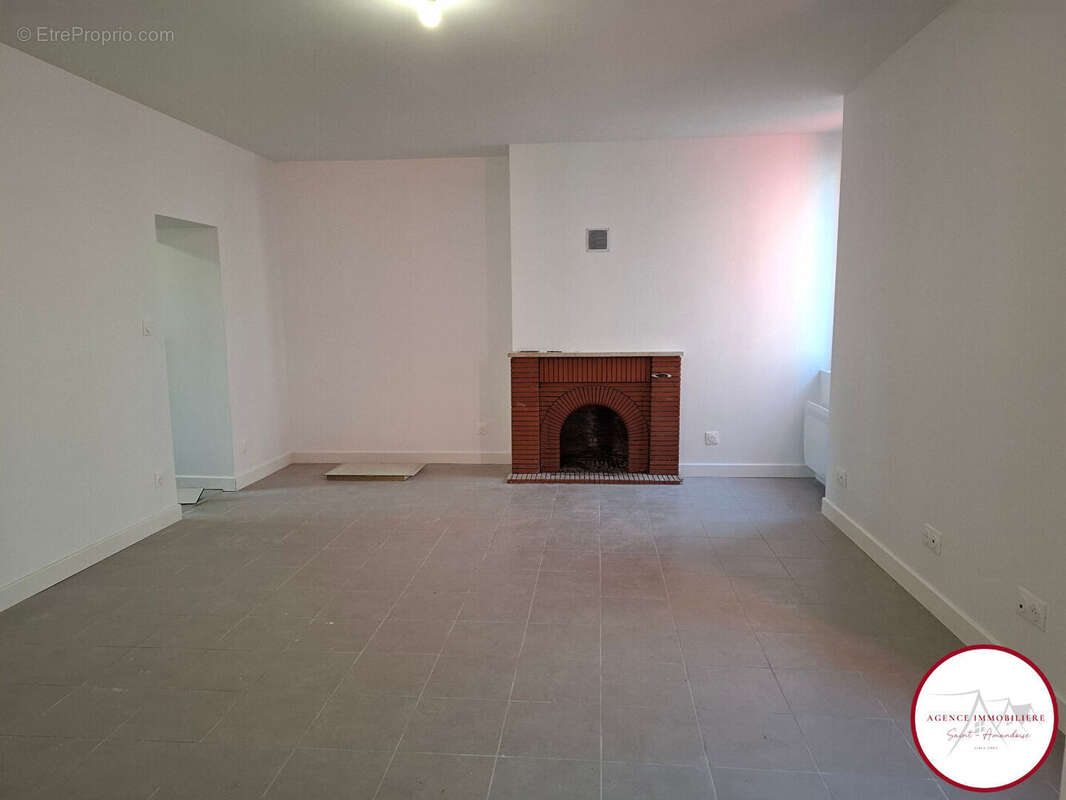 Maison à SAINT-AMAND-MONTROND