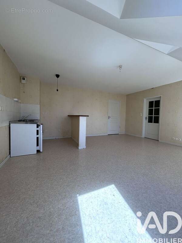 Photo 5 - Appartement à MONTFORT-SUR-MEU