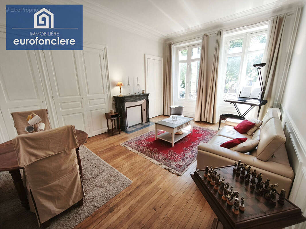 Appartement de charme 3 pièces à Troyes. - photo 3