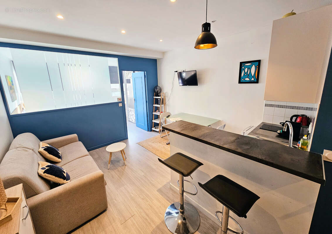 Appartement à PARIS-20E