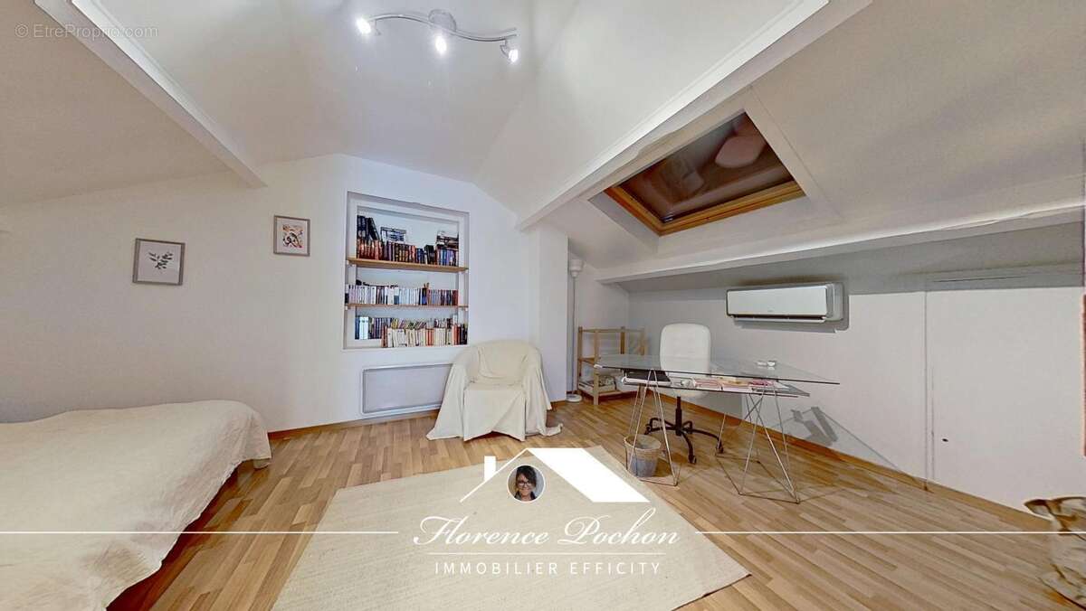 Maison à LYON-8E