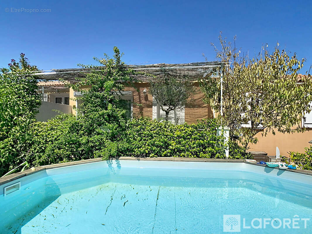 Maison type 4 de 104m², jardin . - photo 15