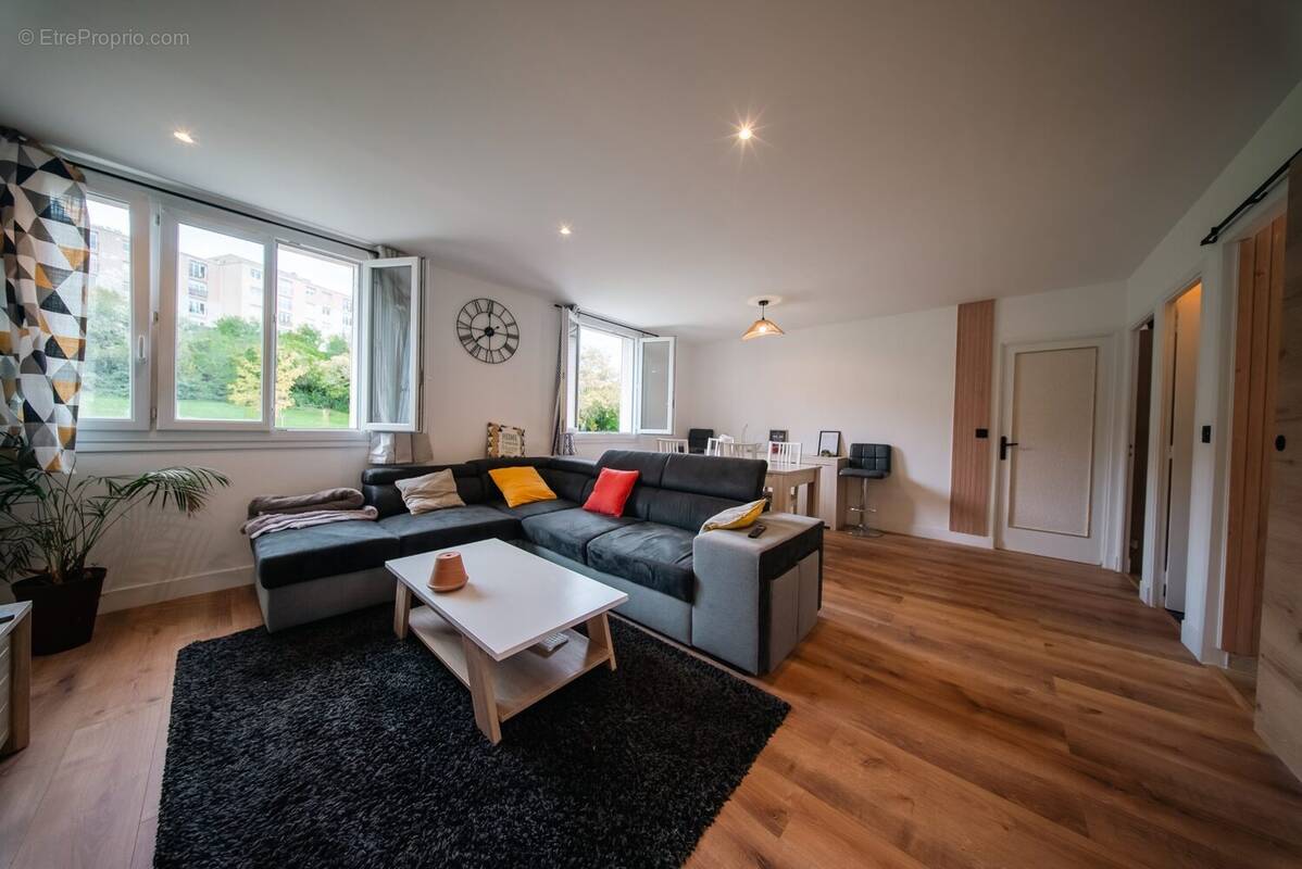 Appartement à AUBIERE