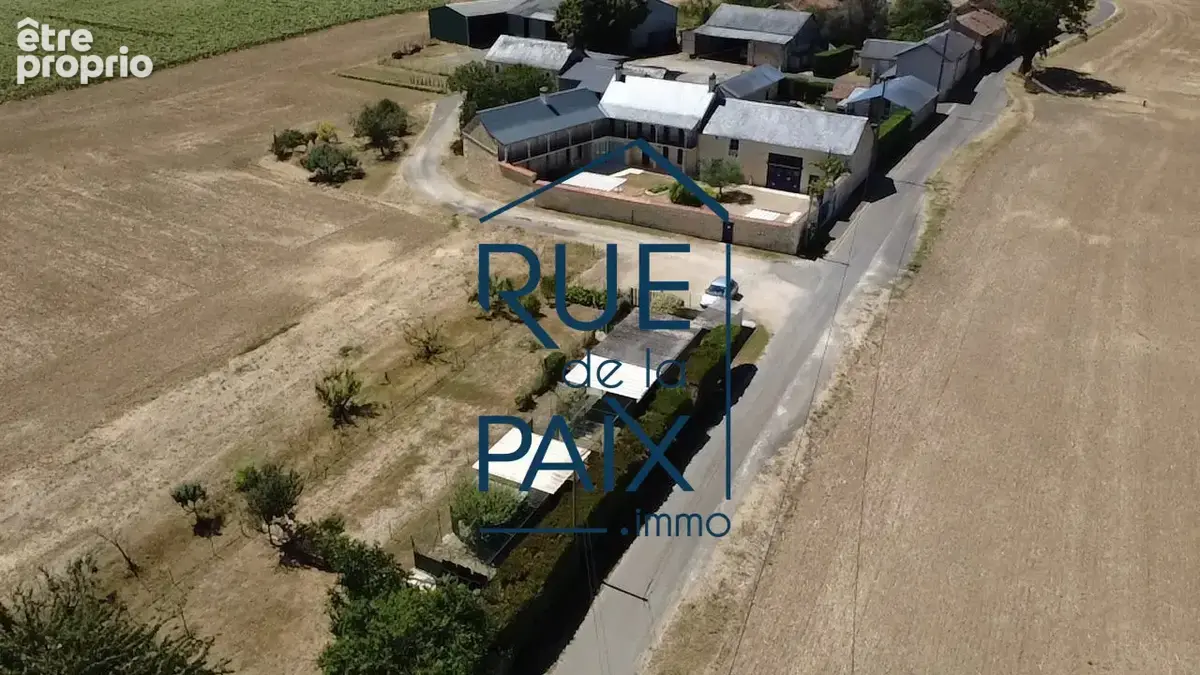 Maison 9 pièces 222 m² à vendre à Ceaux-En-Loudun (86200) - photo 1
