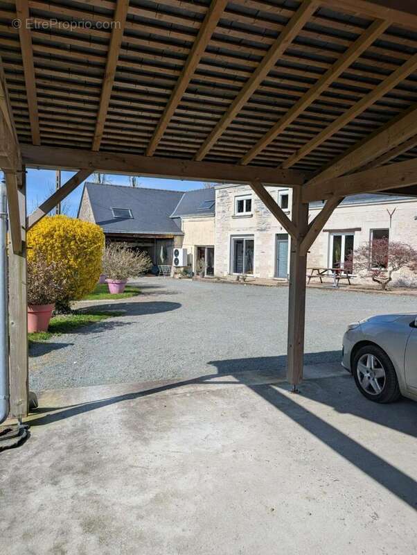 Photo 9 - Maison à PELLOUAILLES-LES-VIGNES