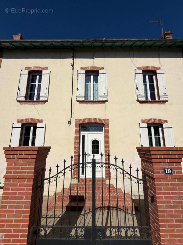 Maison à AIRE-SUR-L'ADOUR