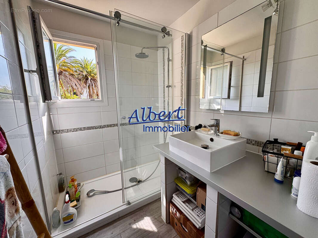 Appartement à SANARY-SUR-MER