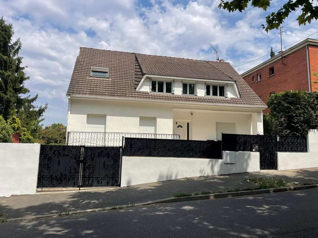 Maison à LE RAINCY