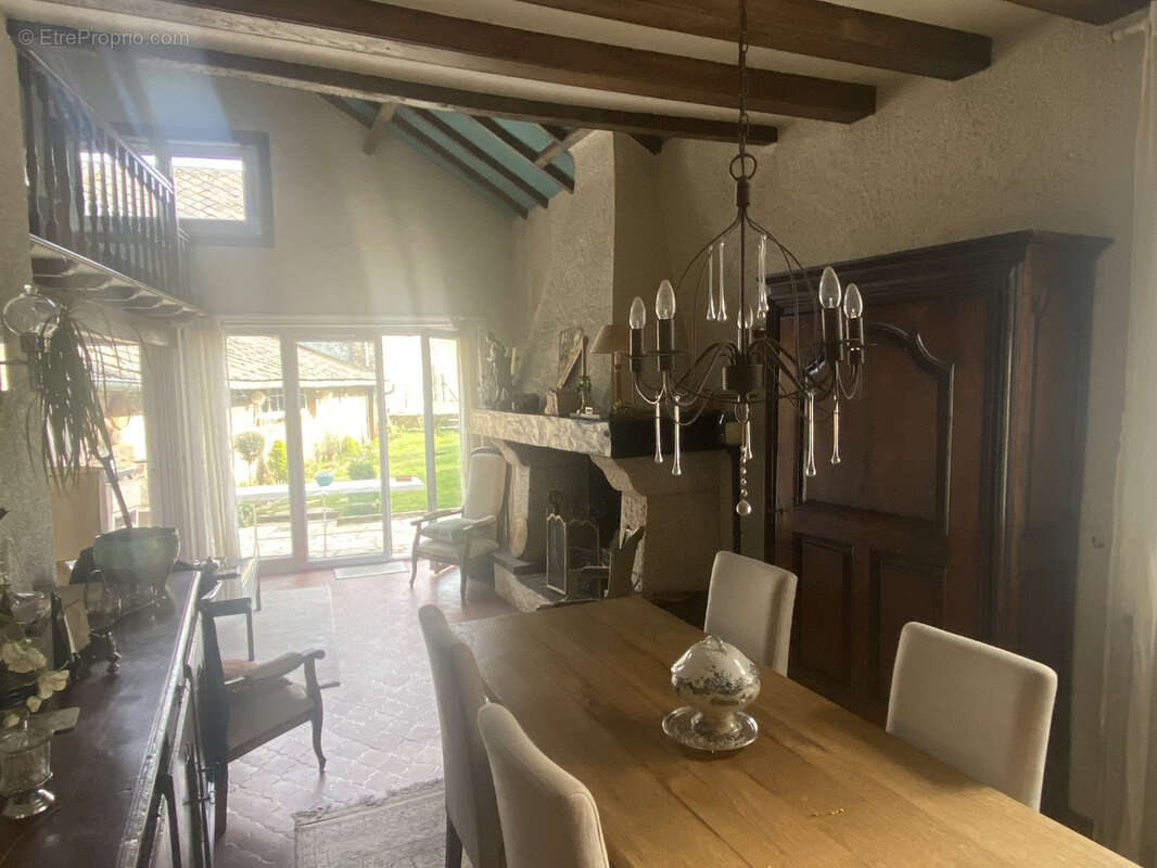 Autre à ARNAC-POMPADOUR