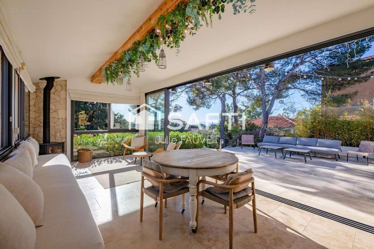 Photo 5 - Maison à SAINT-RAPHAEL