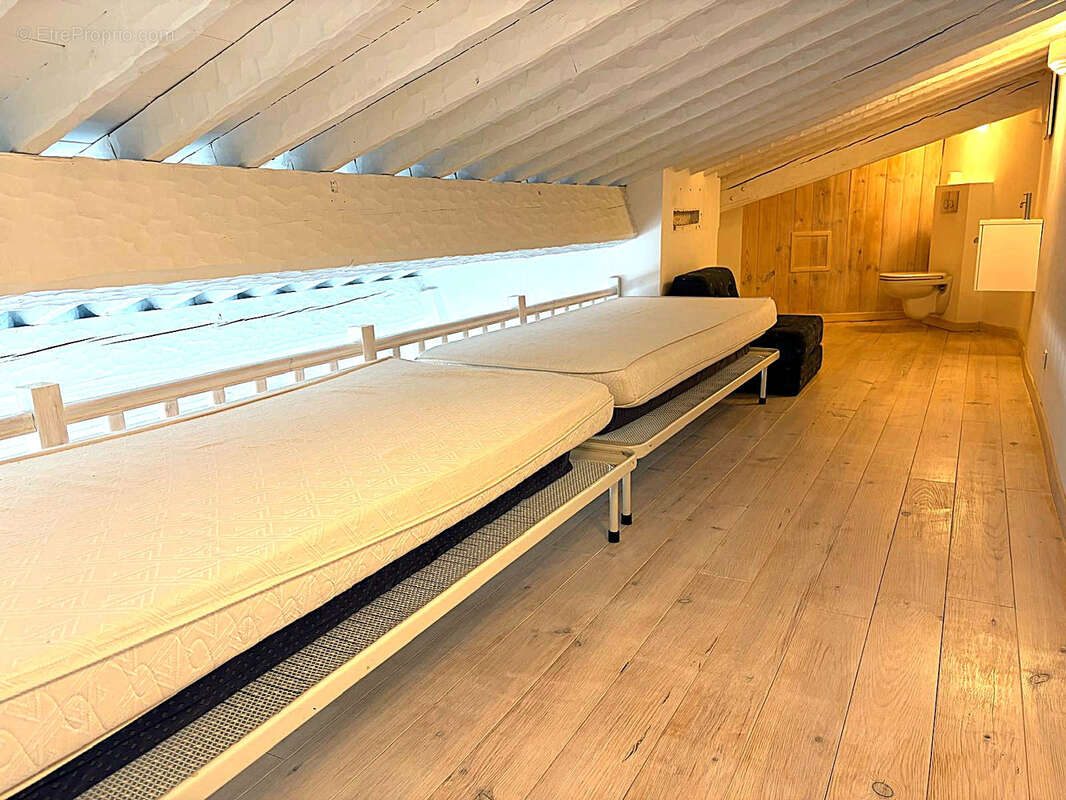 Appartement à COGOLIN