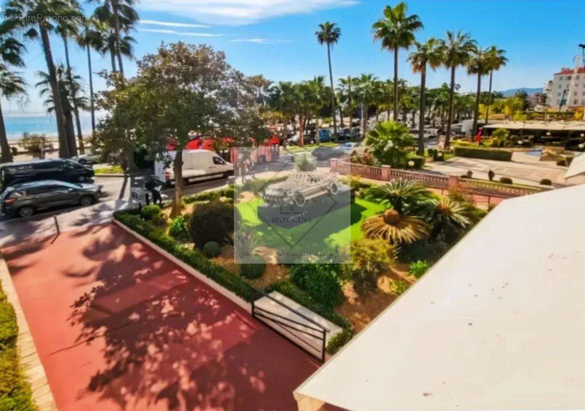 Appartement à CANNES