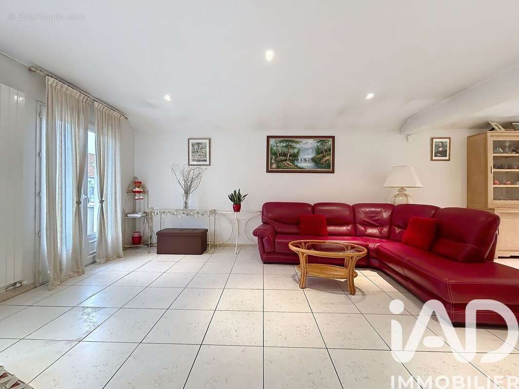 Photo 3 - Maison à CHENNEVIERES-SUR-MARNE