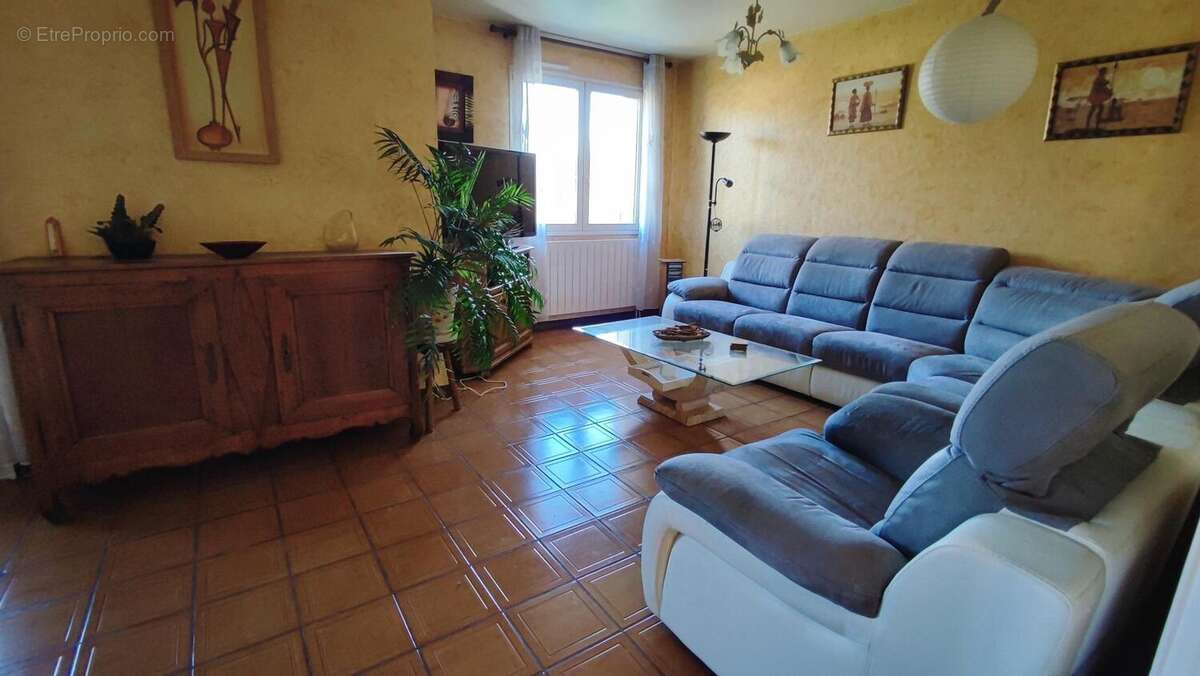 Photo 4 - Maison à LE CENDRE