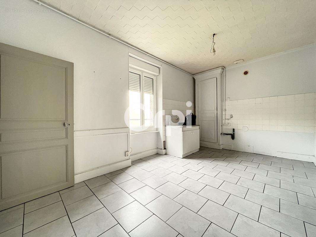 Appartement à SAINT-ELOY-LES-MINES