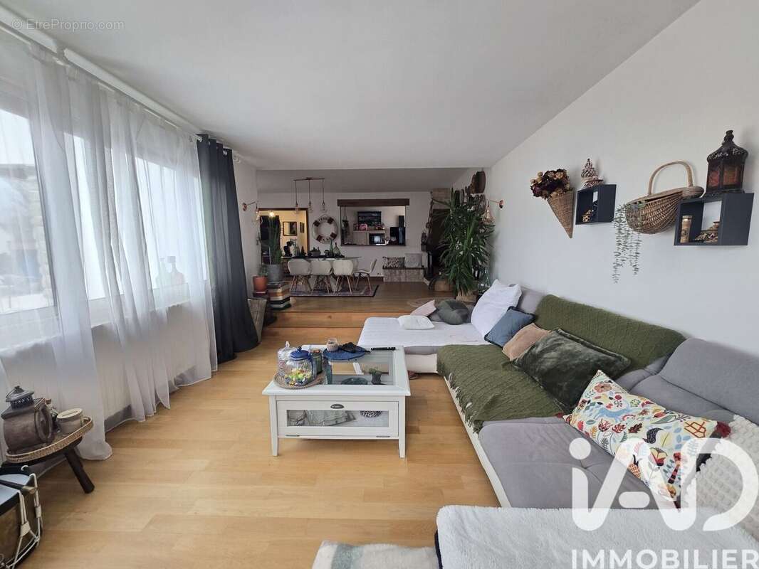 Photo 5 - Maison à ORMES