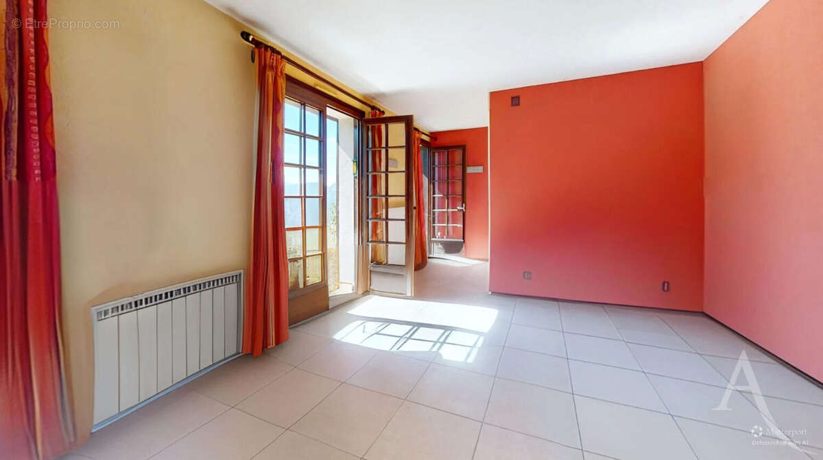 Maison à SAINT-JEAN-LE-VIEUX