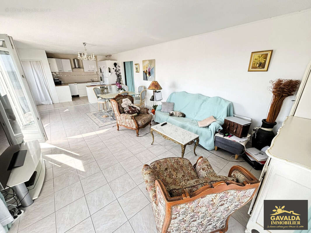 Séjour/Salon - Appartement à PERPIGNAN