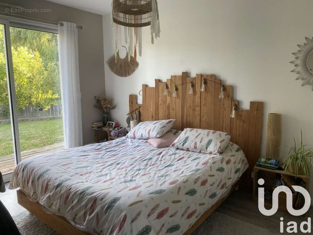 Photo 9 - Maison à IZON